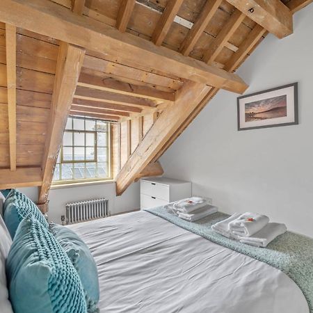 Luxury 2 Bed Apartment In Historic Royal William Yard Plymouth Bagian luar foto