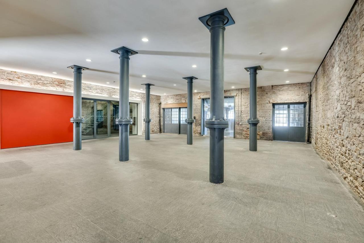 Luxury 2 Bed Apartment In Historic Royal William Yard Plymouth Bagian luar foto