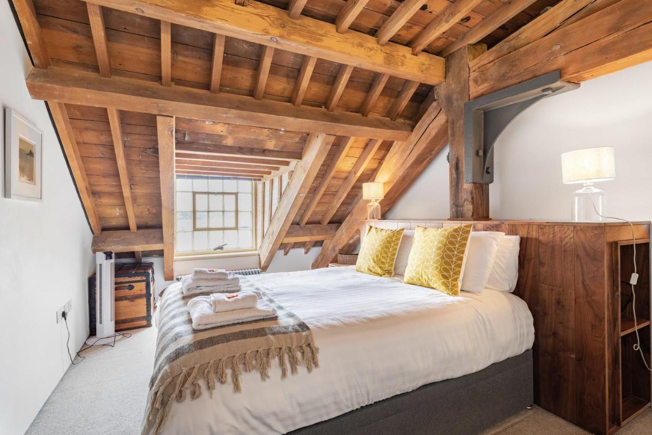 Luxury 2 Bed Apartment In Historic Royal William Yard Plymouth Bagian luar foto