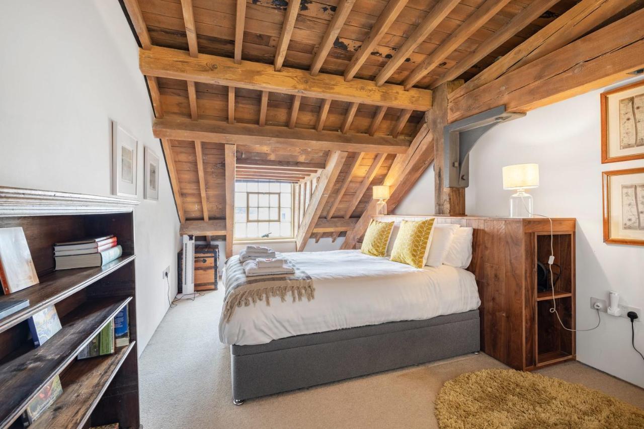 Luxury 2 Bed Apartment In Historic Royal William Yard Plymouth Bagian luar foto