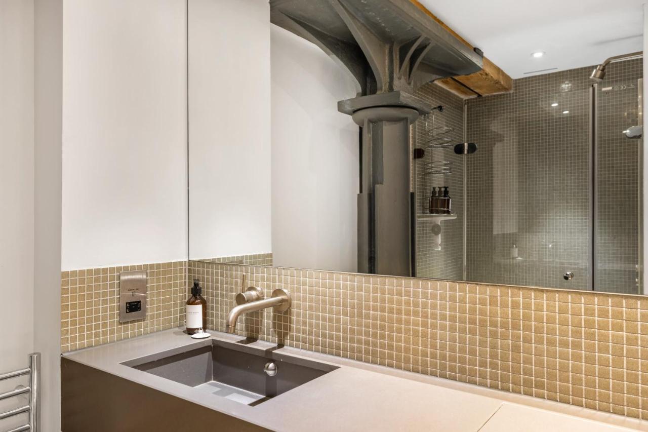 Luxury 2 Bed Apartment In Historic Royal William Yard Plymouth Bagian luar foto