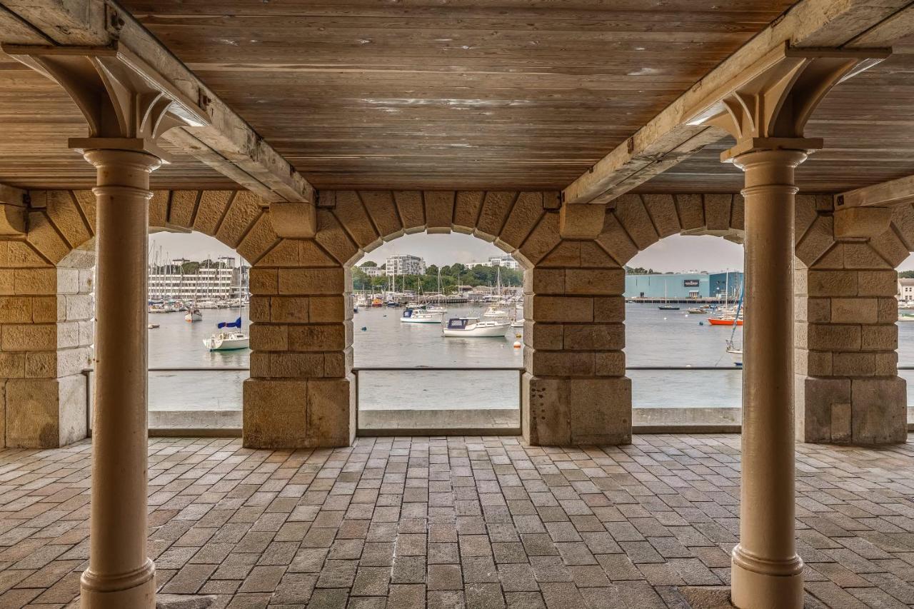 Luxury 2 Bed Apartment In Historic Royal William Yard Plymouth Bagian luar foto