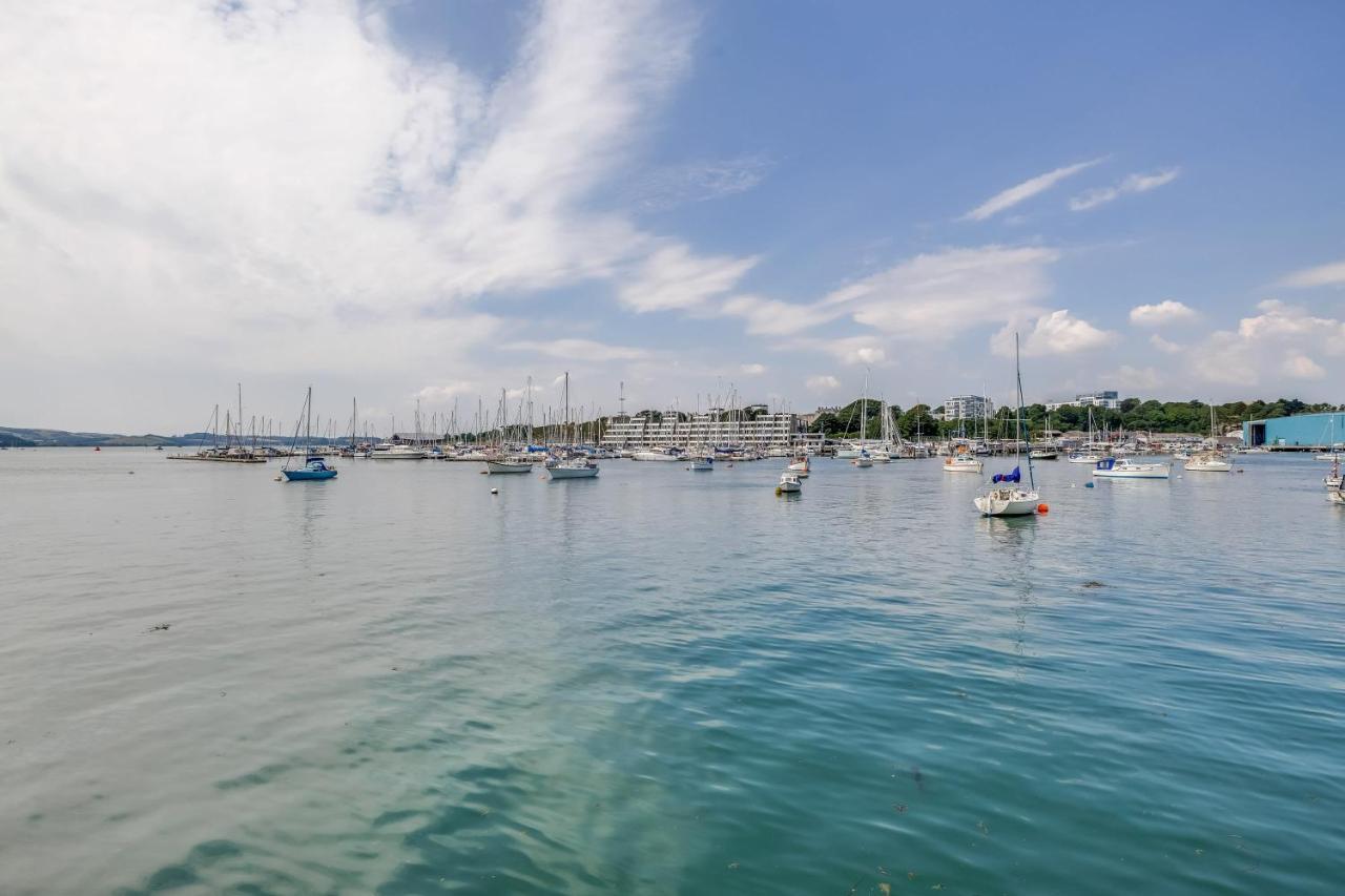 Luxury 2 Bed Apartment In Historic Royal William Yard Plymouth Bagian luar foto